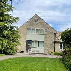 Sherbourne Cottage, Seven Springs Cheltenham